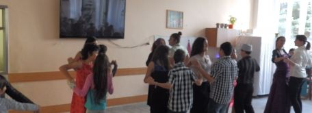 Vystúpenie komunitného centra khamoro - Pa262242